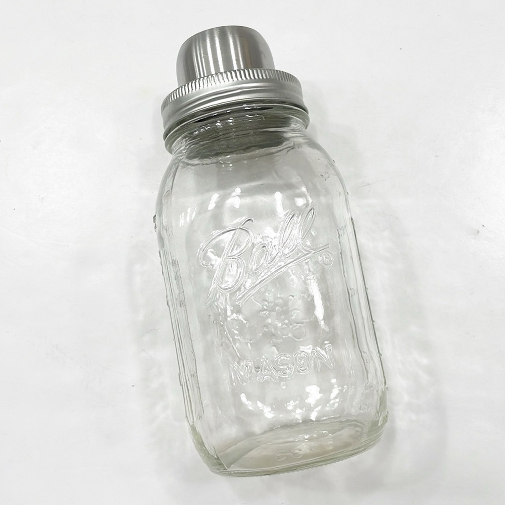 Ball mason jar drink shaker